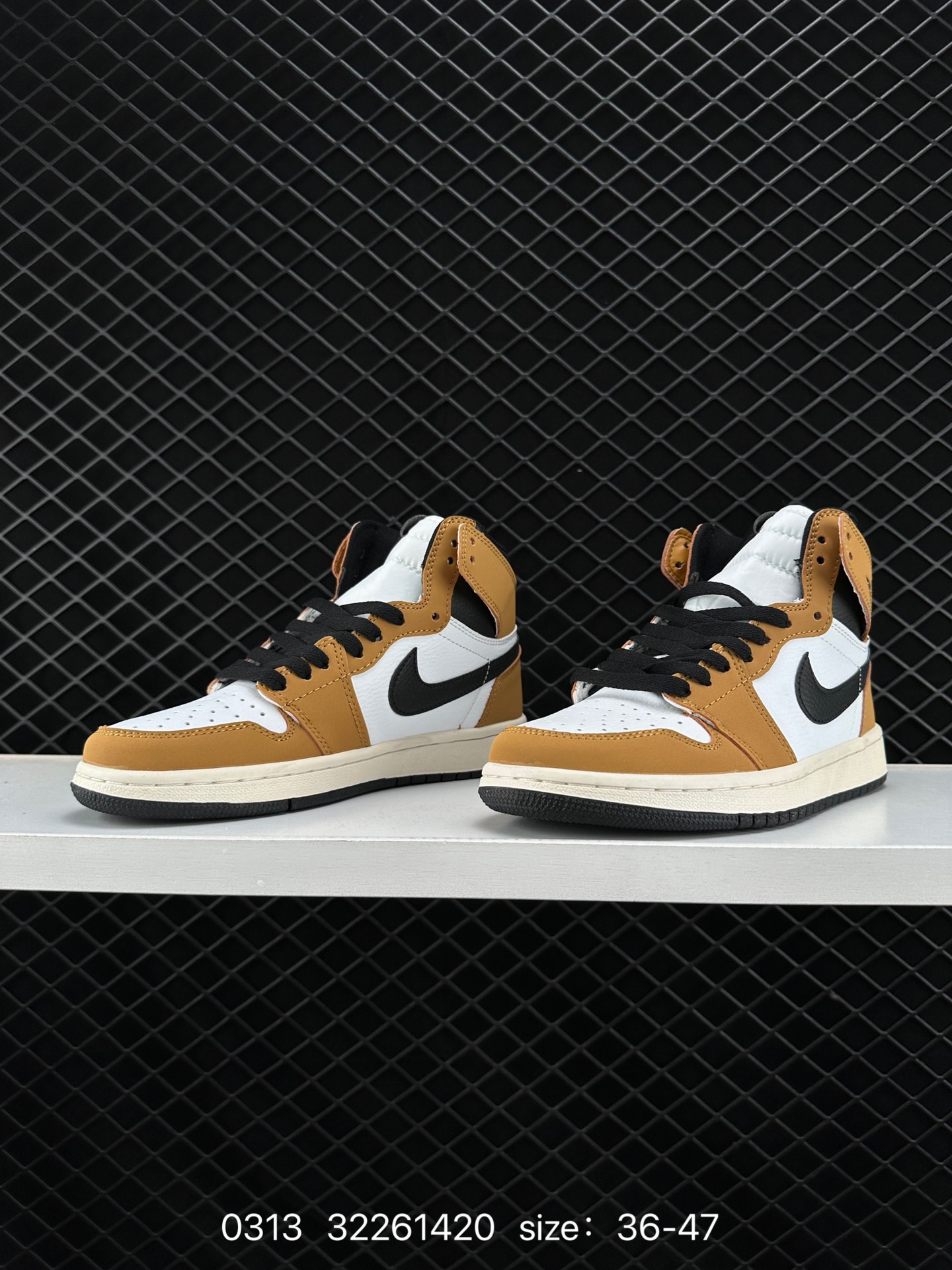 Air Jordan 1 Mid AJ1